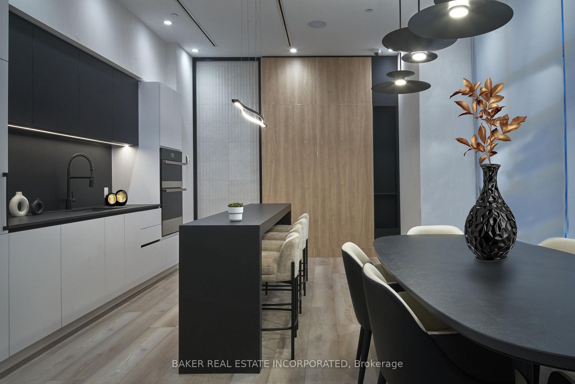 500 Plains Road Unit 217 - Condo photo 12 of 16 in Burlington, Ontario