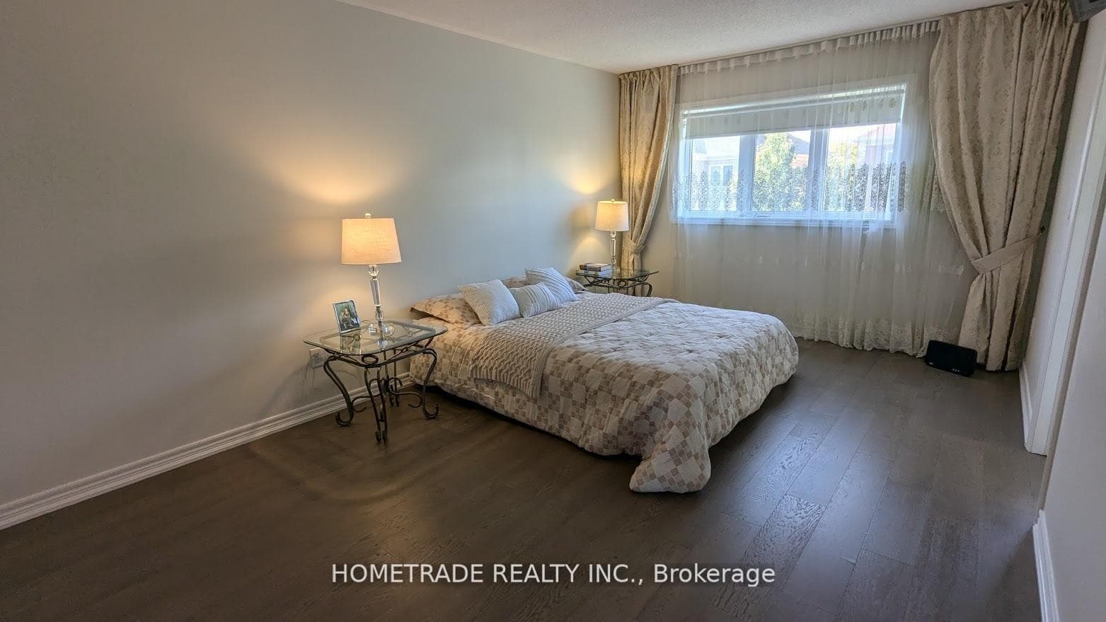 4861 Verdi Street - Semi-Detached photo 8 of 17 in Burlington, Ontario