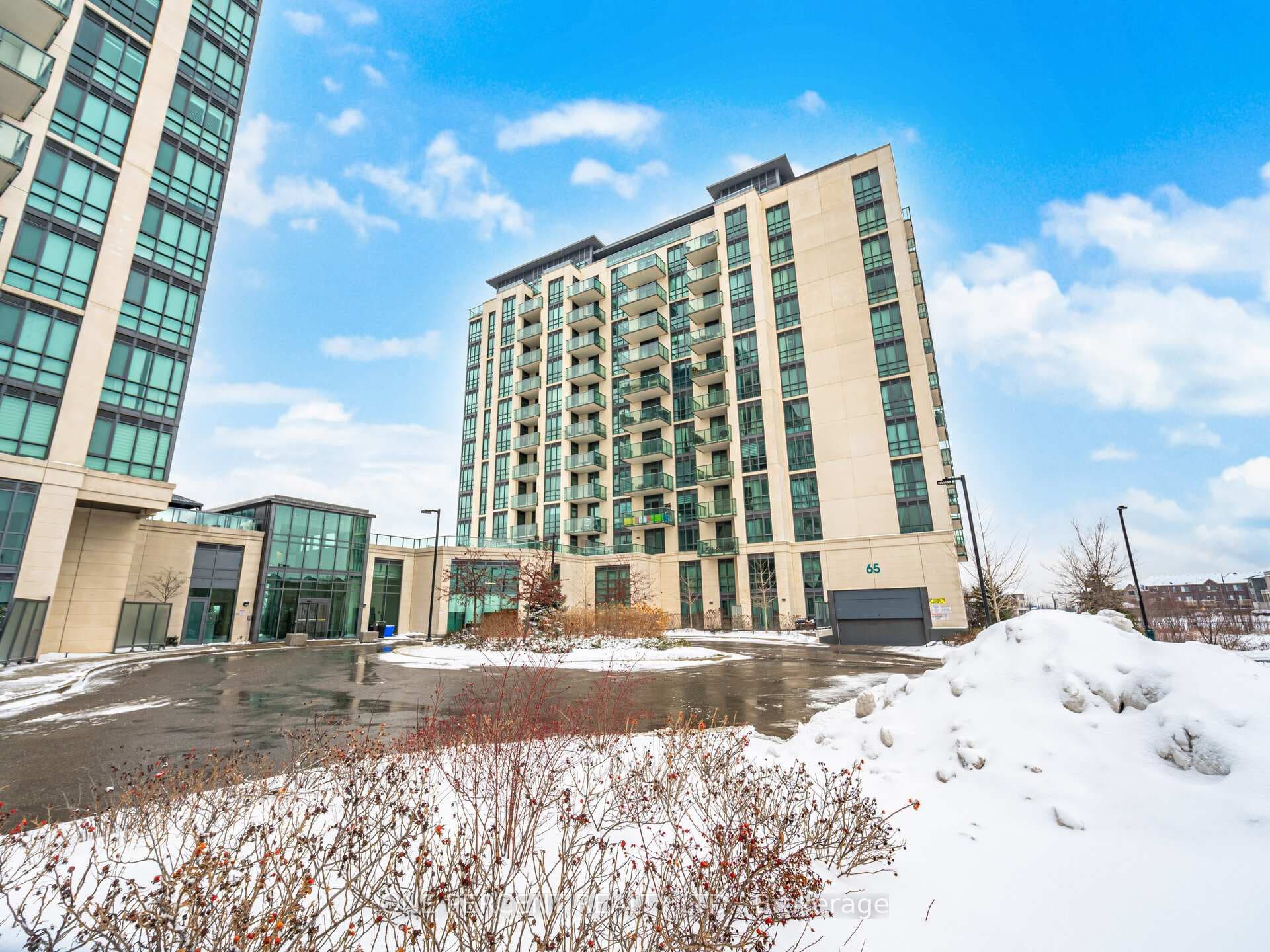 65 Yorkland Boulevard Unit 811 - Condo for sale in Castlemore, Ontario
