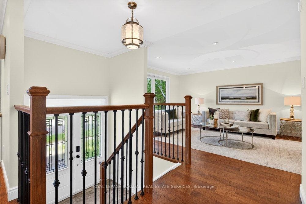 758 Francis Road - Detached photo 7 of 50 in Burlington, Ontario
