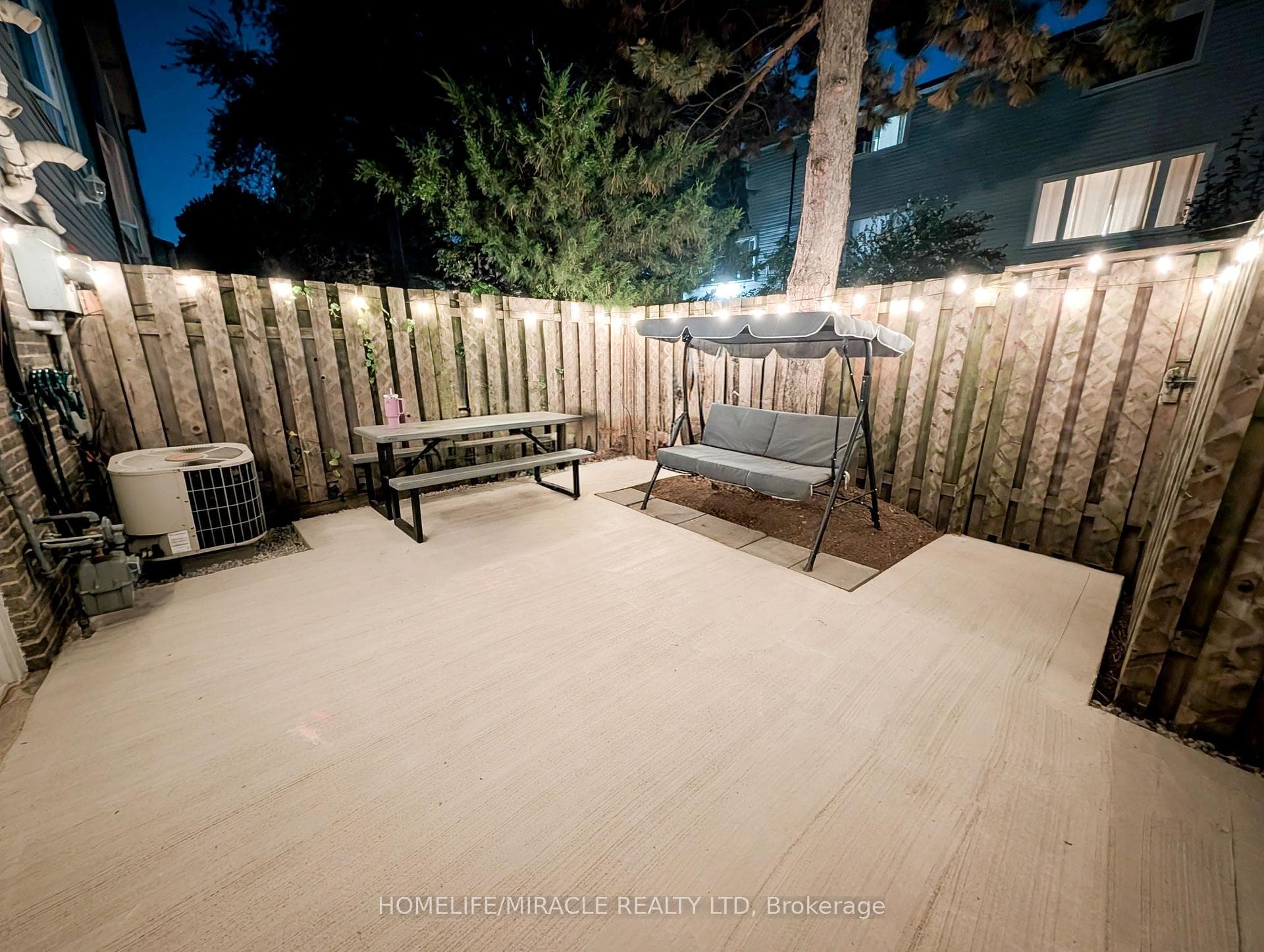 2440 Bromsgrove Road Unit 64 - Condo photo 37 of 40 in Mississauga, Ontario