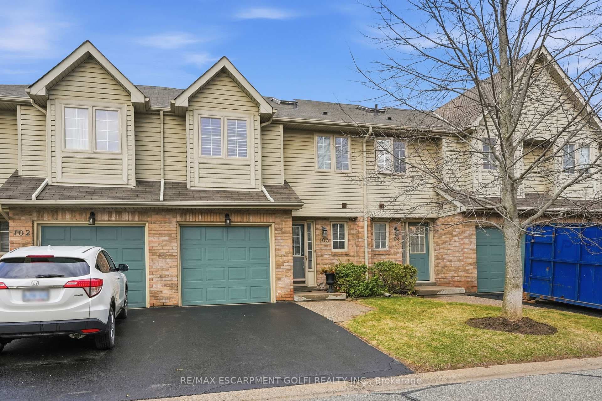 3333 NEW Street Unit 103 - Condo for sale in Tyandaga, Ontario