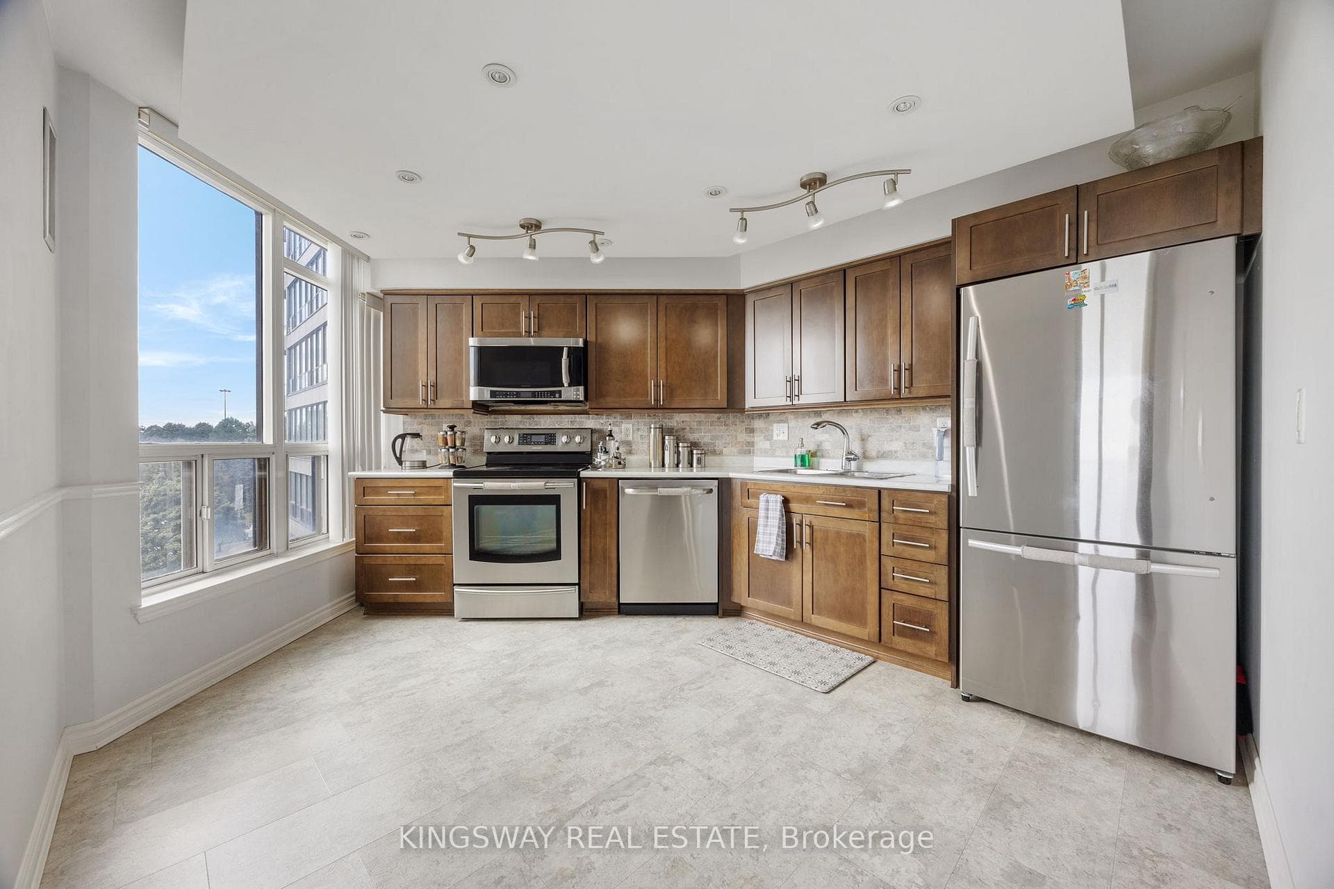 12 Laurelcrest Street Unit 507 - Condo photo 15 of 20 in Brampton, Ontario