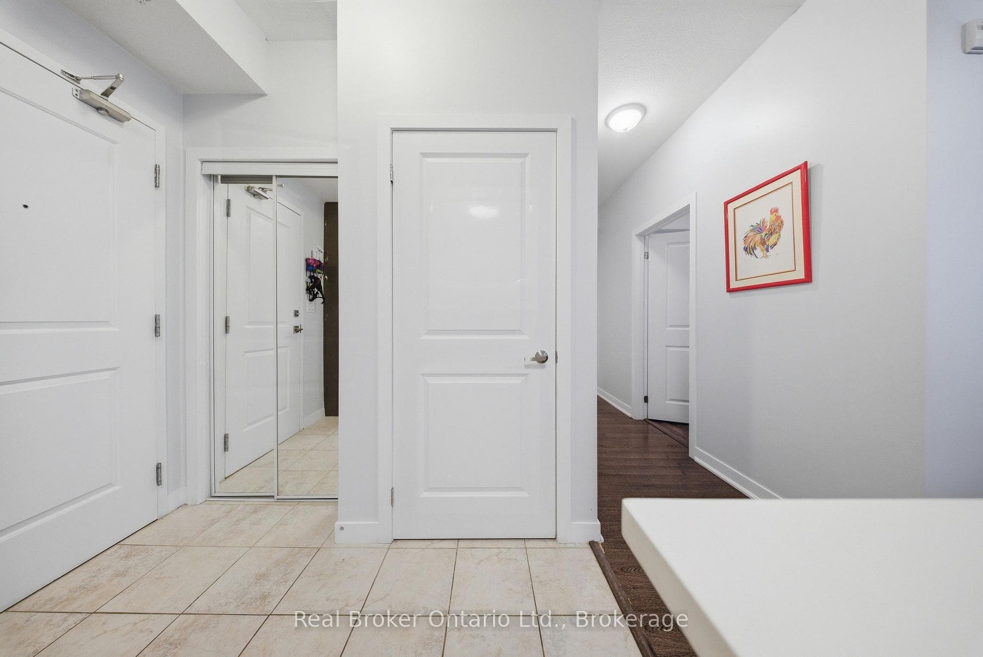 5010 Corporate Drive Unit 109 - Condo photo 17 of 38 in Burlington, Ontario