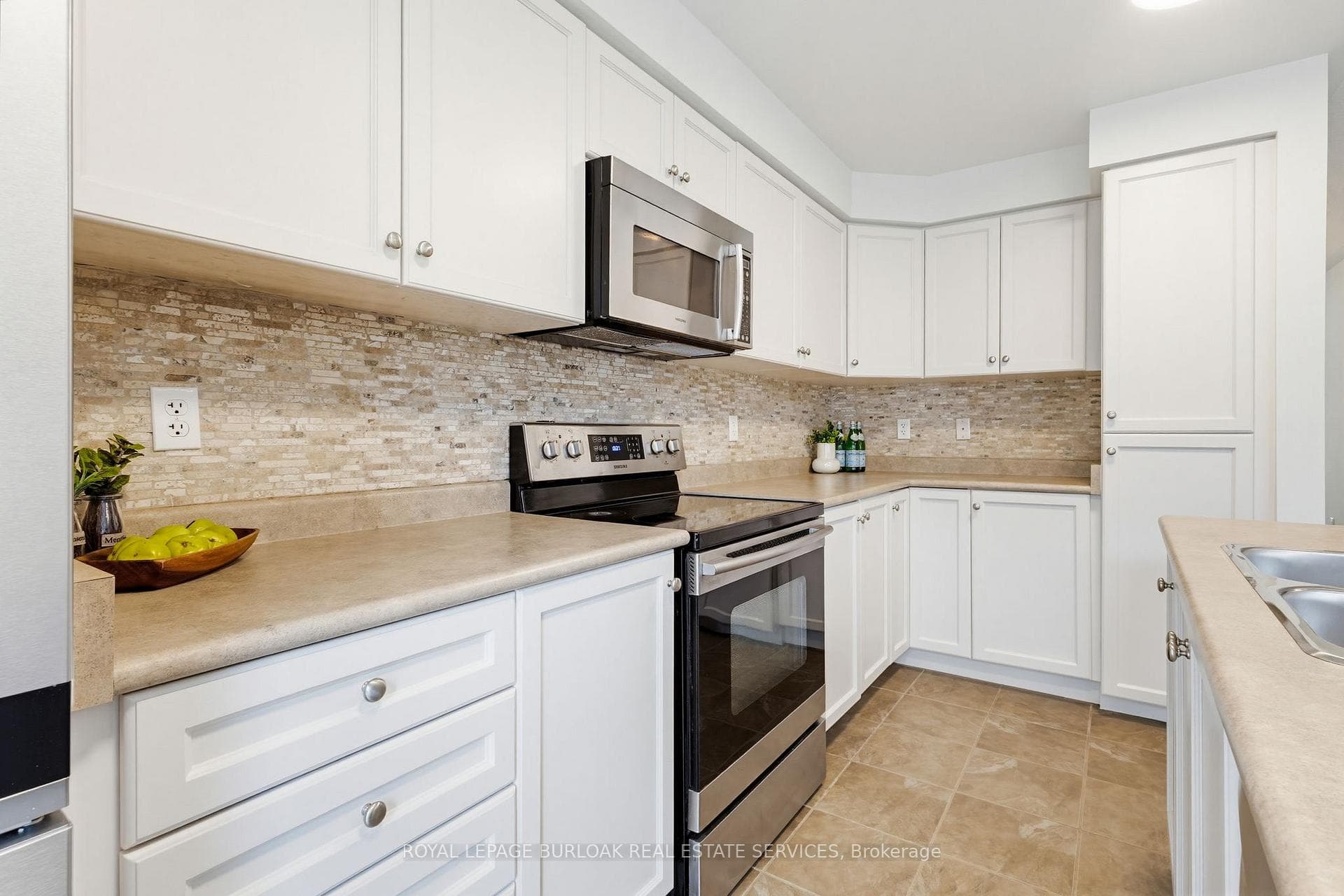 4170 Thomas Alton Boulevard - Semi-Detached photo 11 of 26 in Burlington, Ontario