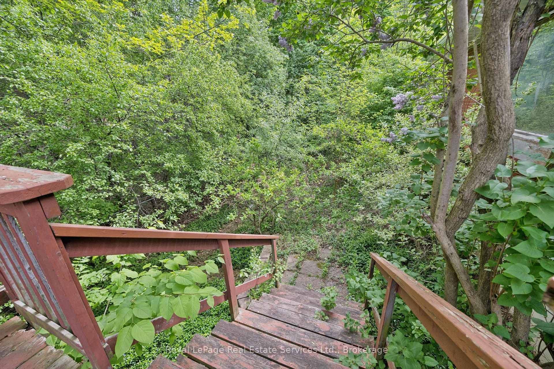 1118 Melvin Avenue - Detached photo 10 of 26 in Oakville, Ontario