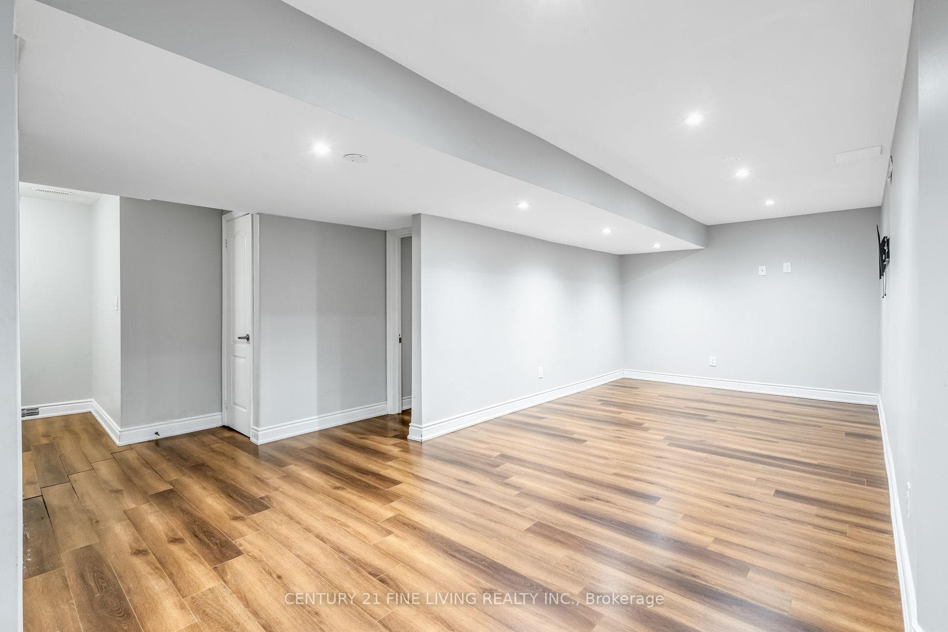 20 Edenvalley Road - Detached photo 33 of 38 in Brampton, Ontario