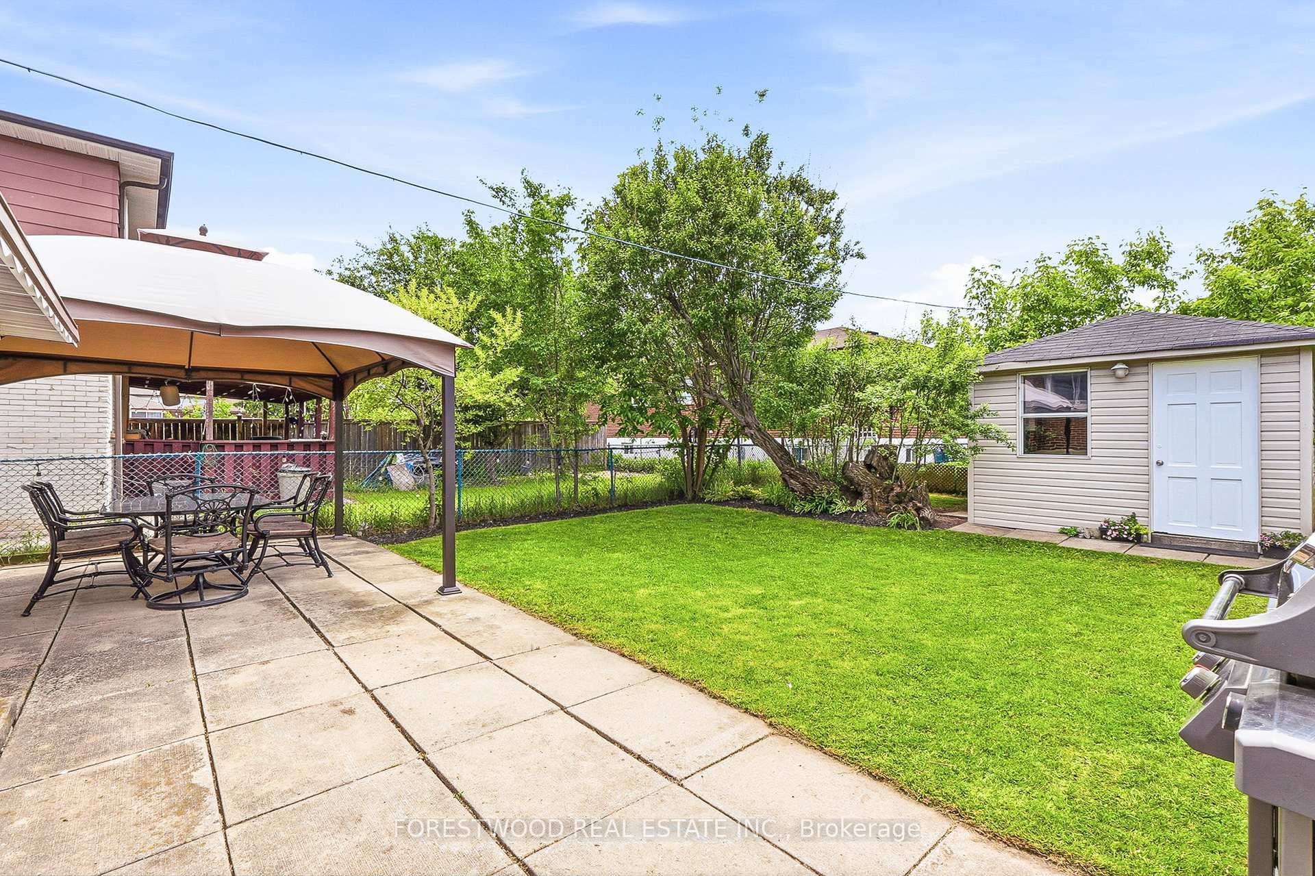 69 Surbray Grove - Semi-Detached photo 41 of 46 in Mississauga, Ontario