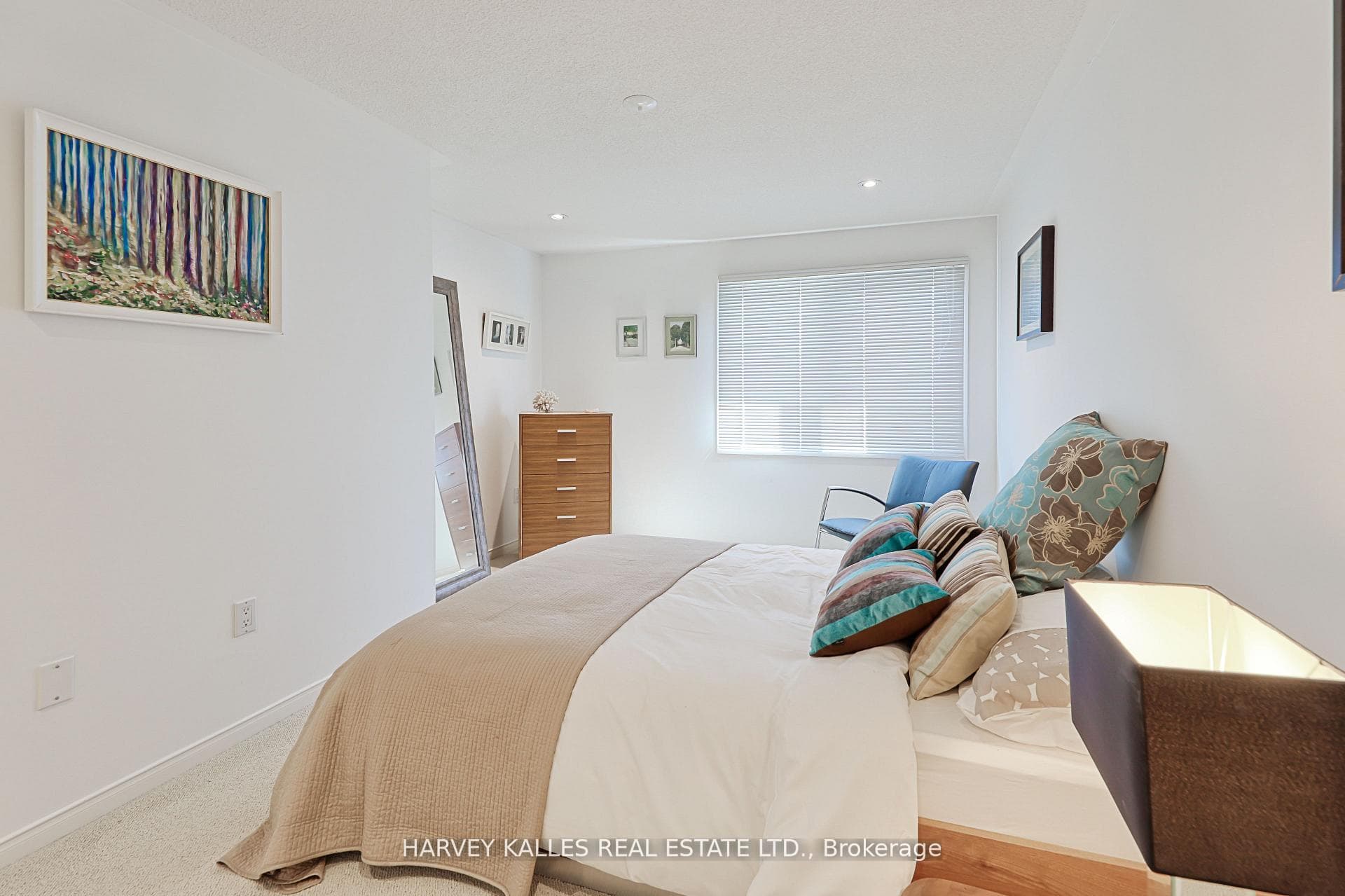1050 Lindsay Drive - Townhouse photo 26 of 40 in Oakville, Ontario