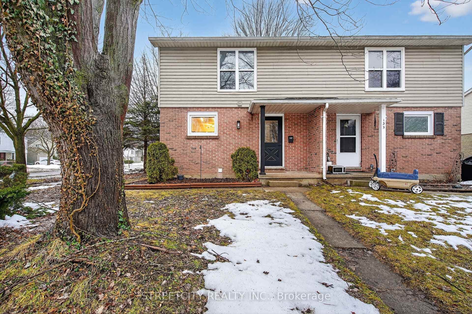 137 Monmore Road - home for sale in London North, Ontario