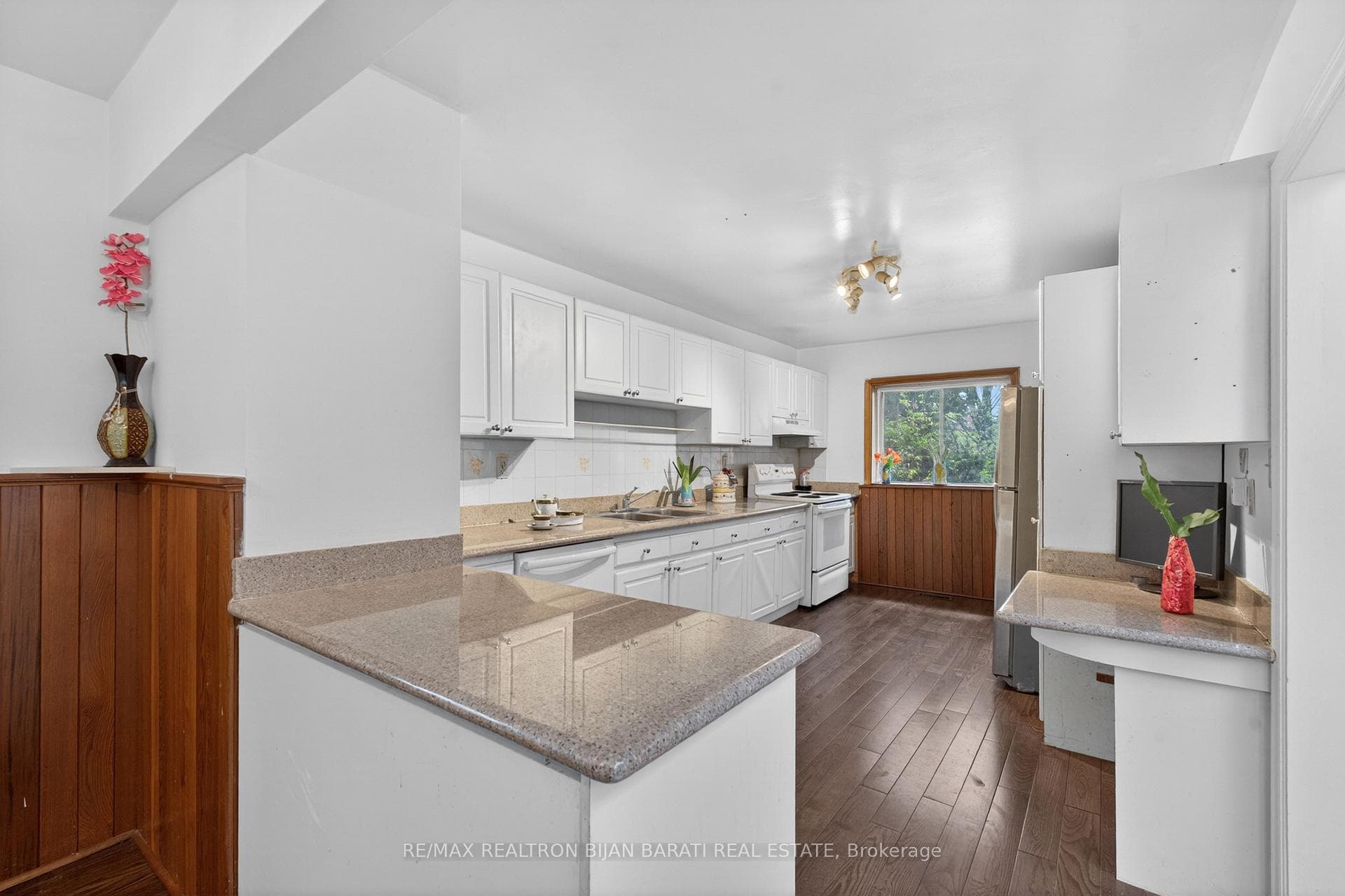 309 Hillcrest Avenue - Detached photo 12 of 47 in Willowdale / Newtonbrook, Ontario