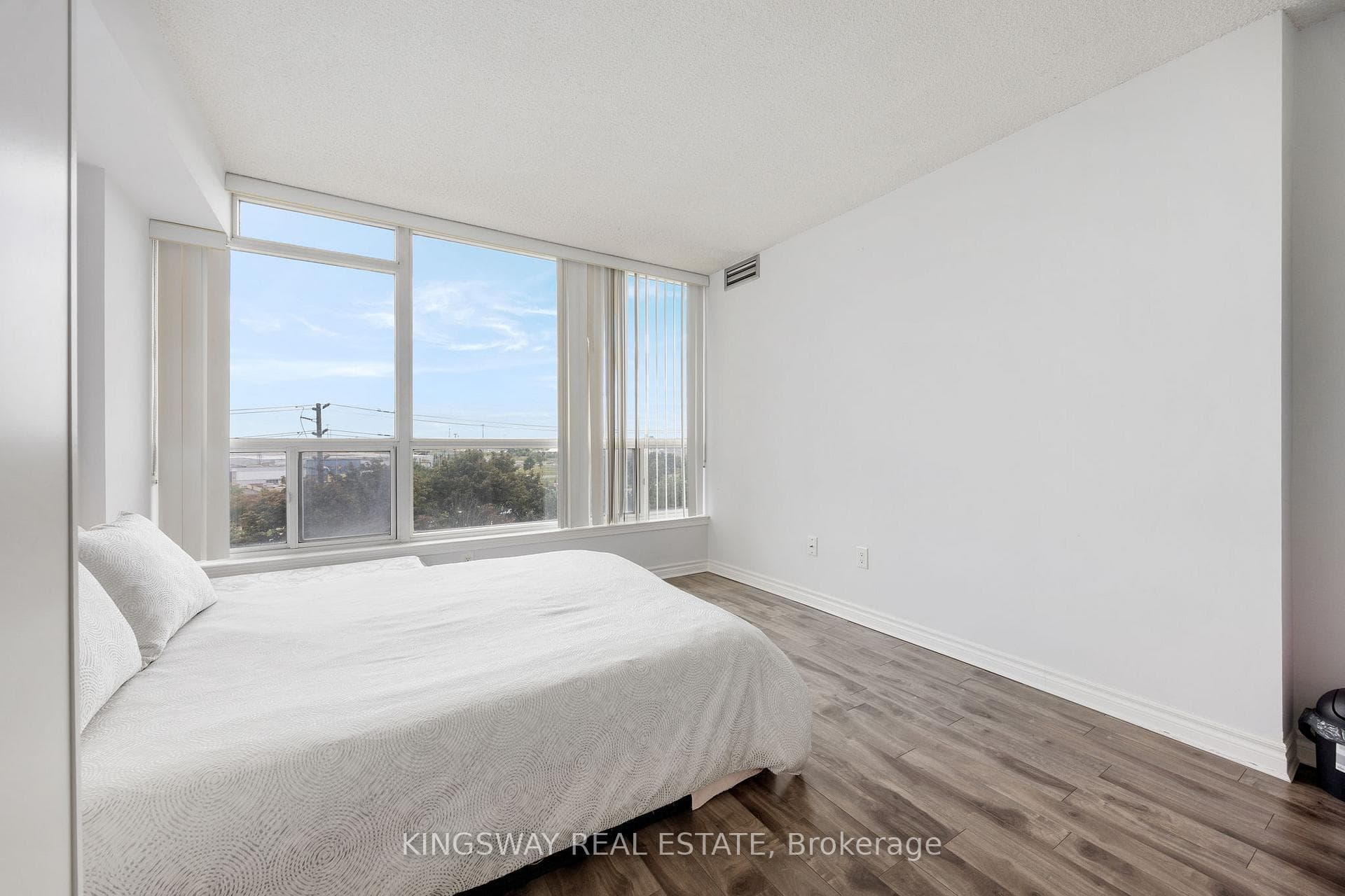 12 Laurelcrest Street Unit 507 - Condo photo 13 of 20 in Brampton, Ontario
