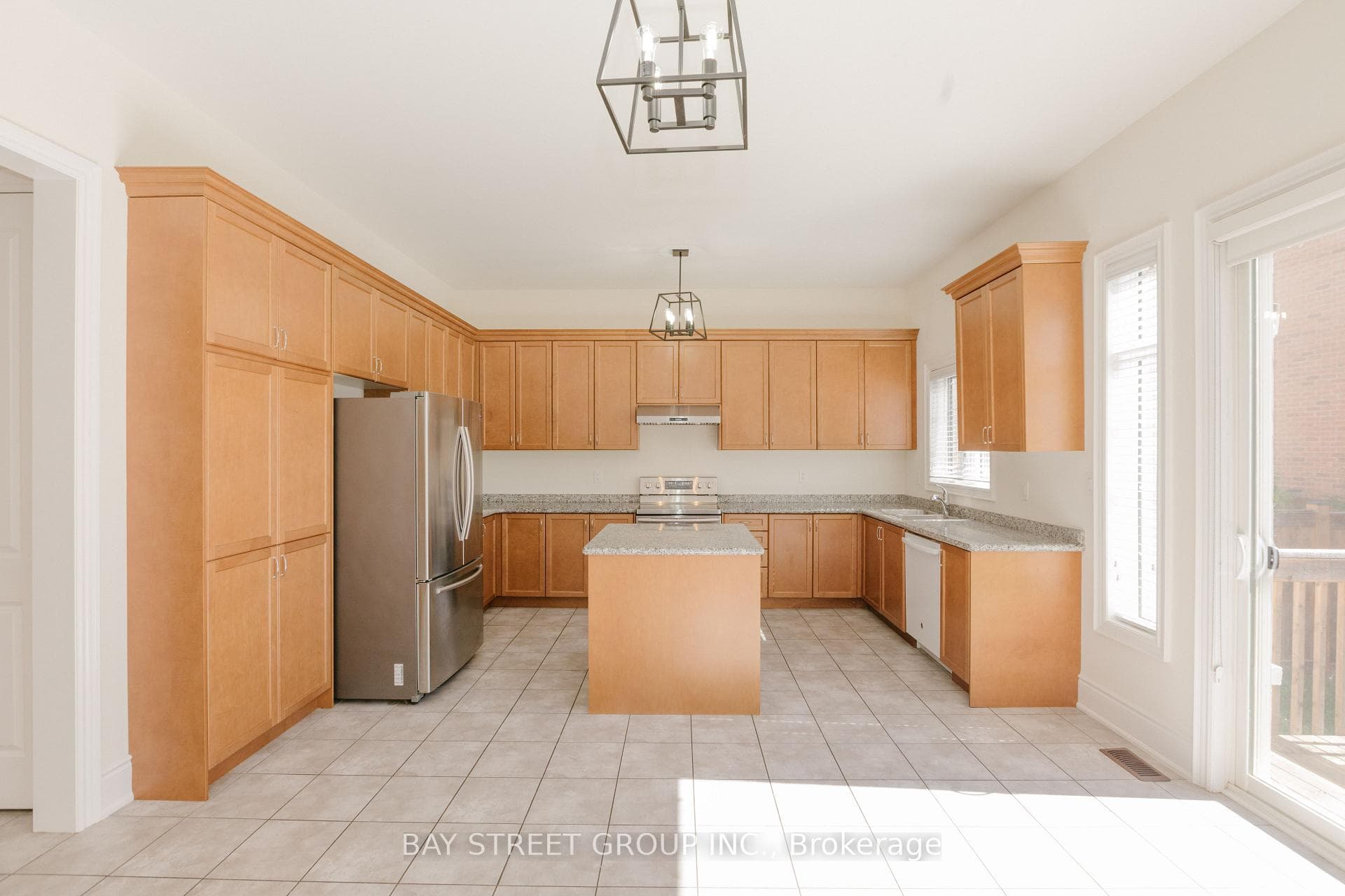 3127 Streamwood Pass - Detached photo 18 of 48 in Oakville, Ontario