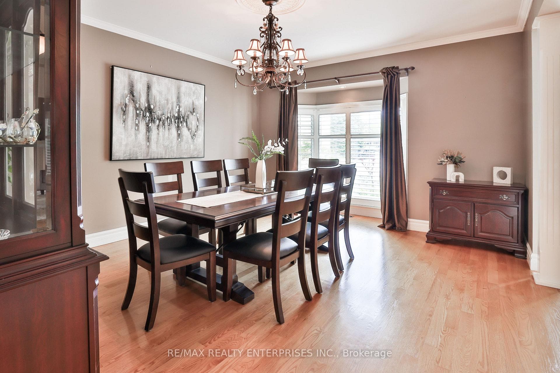 1832 Chesbro Court - Detached photo 11 of 44 in Mississauga, Ontario