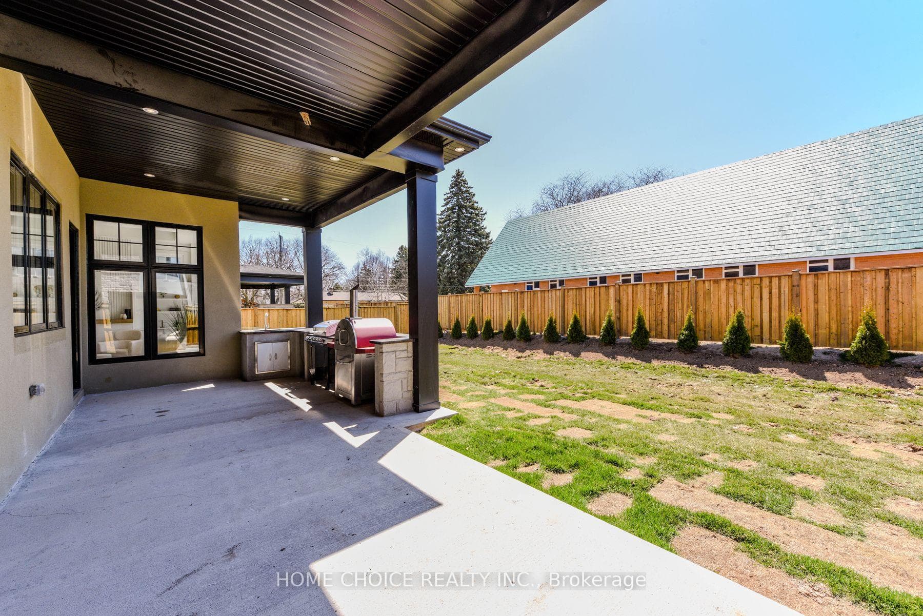 302 Tuck Drive - Detached photo 44 of 46 in Burlington, Ontario