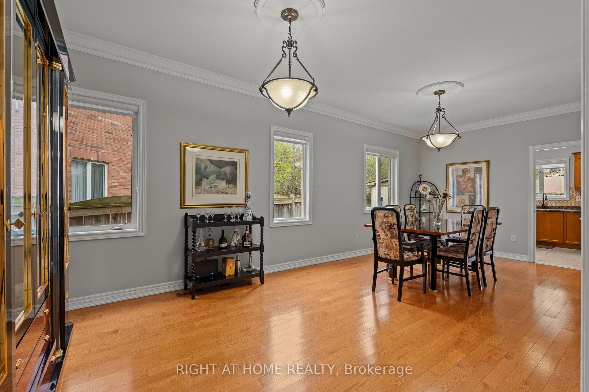 2275 Whitecliffe Way - Detached photo 18 of 38 in Oakville, Ontario