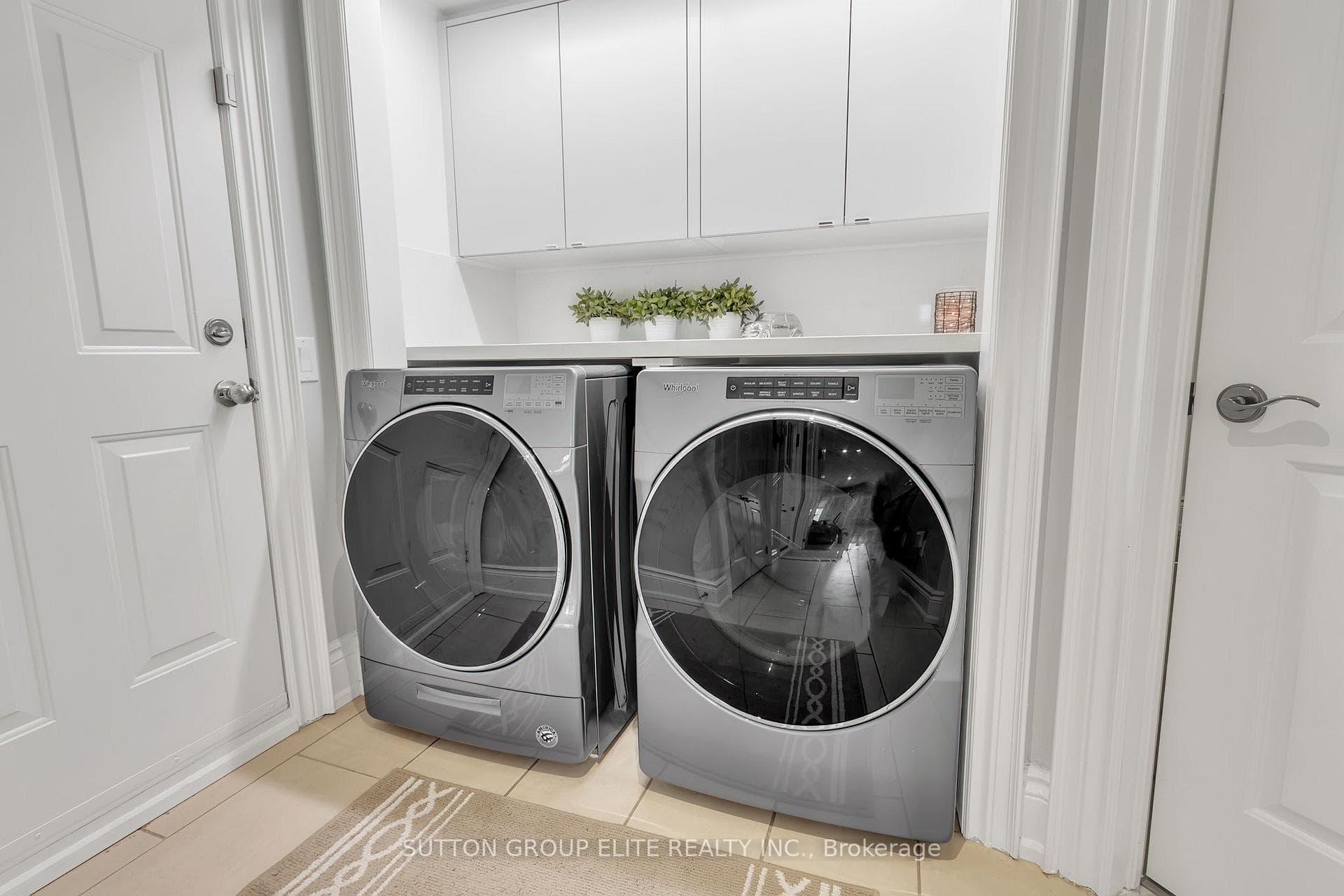 16 Nautical Lane - Condo photo 12 of 50 in Liberty Village / Parkdale / South Parkdale, Ontario