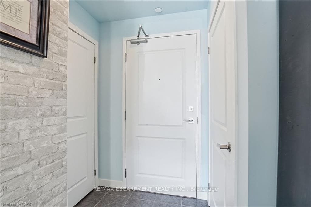 125 Shoreview Place Unit 102 - Condo photo 5 of 34 in Hamilton, Ontario