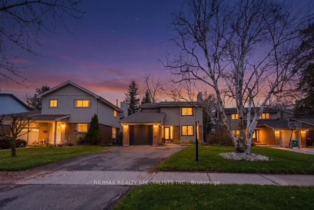 4270 Jefton Crescent - home for sale in Mississauga, Ontario