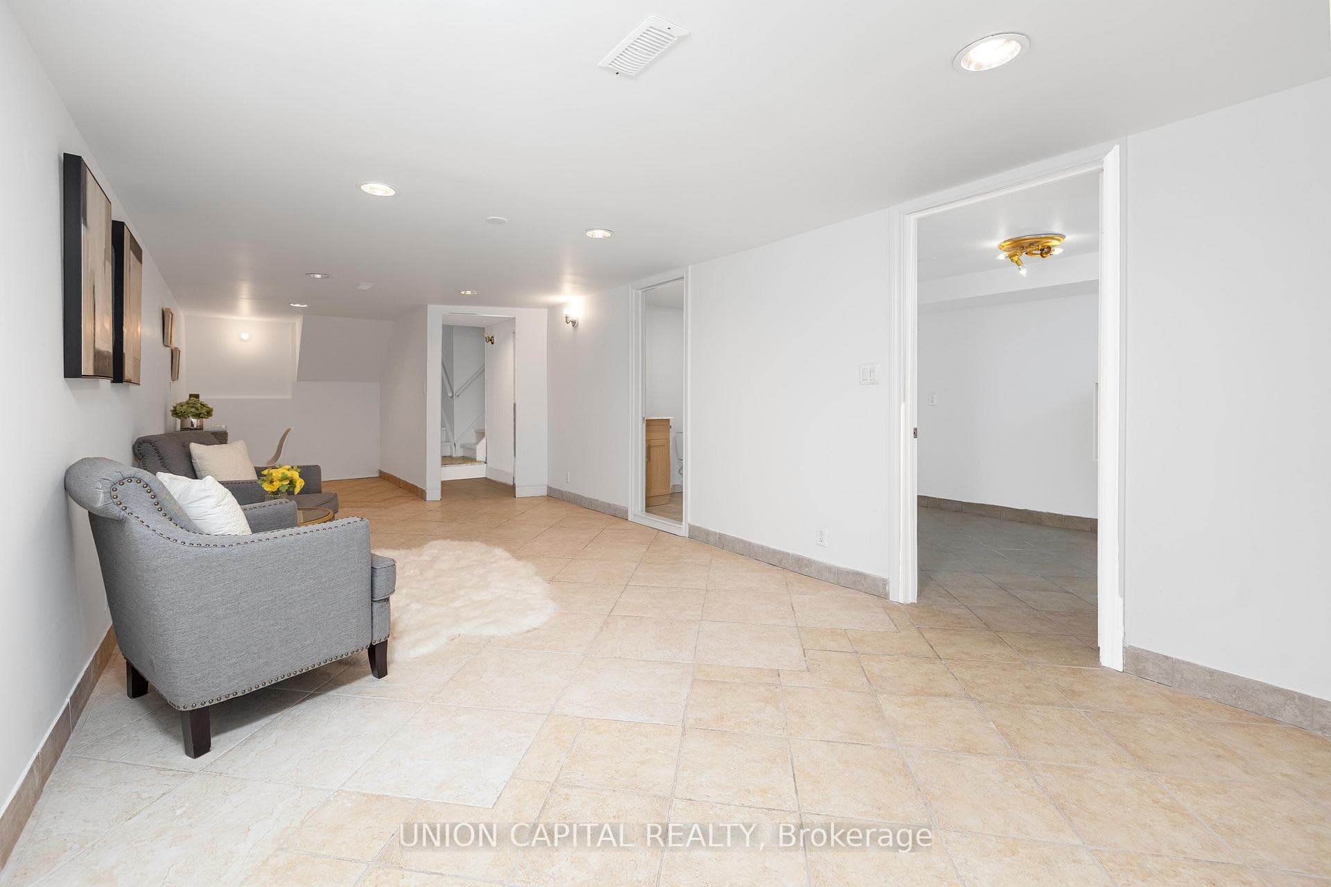 34 Lisburn Crescent - Detached photo 19 of 21 in Hillcrest Village / Bayview Village, Ontario