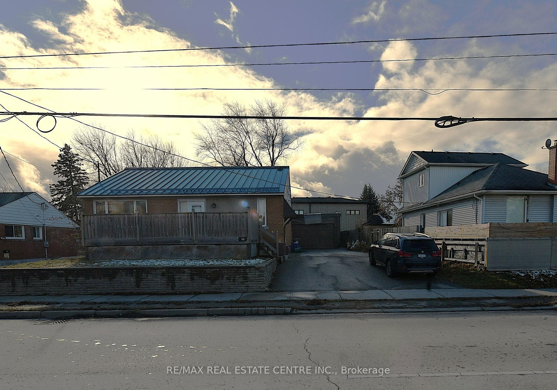 148 Ontario Street - home for sale in Milton, Ontario