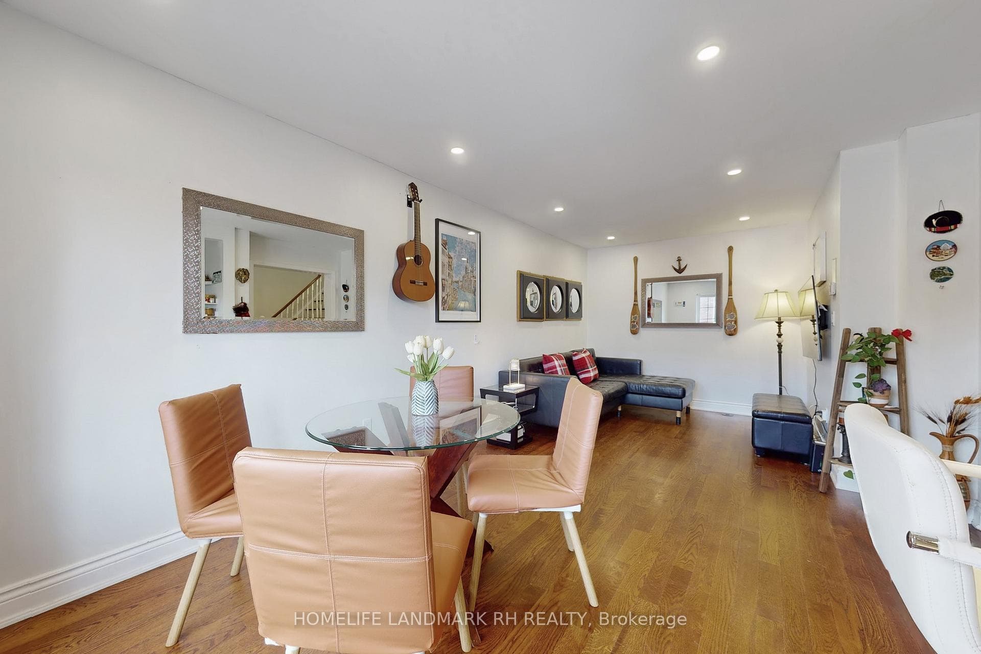 3060 Dewridge Avenue - Townhouse photo 12 of 21 in Oakville, Ontario