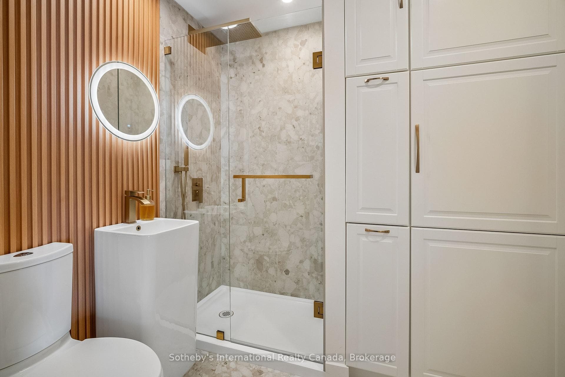2066 Water's Edge Drive - Townhouse photo 30 of 48 in Oakville, Ontario