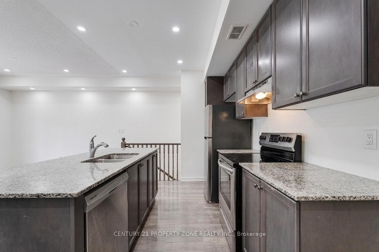 250 Lagerfeld Drive Unit 4 - Condo photo 3 of 18 in Brampton, Ontario
