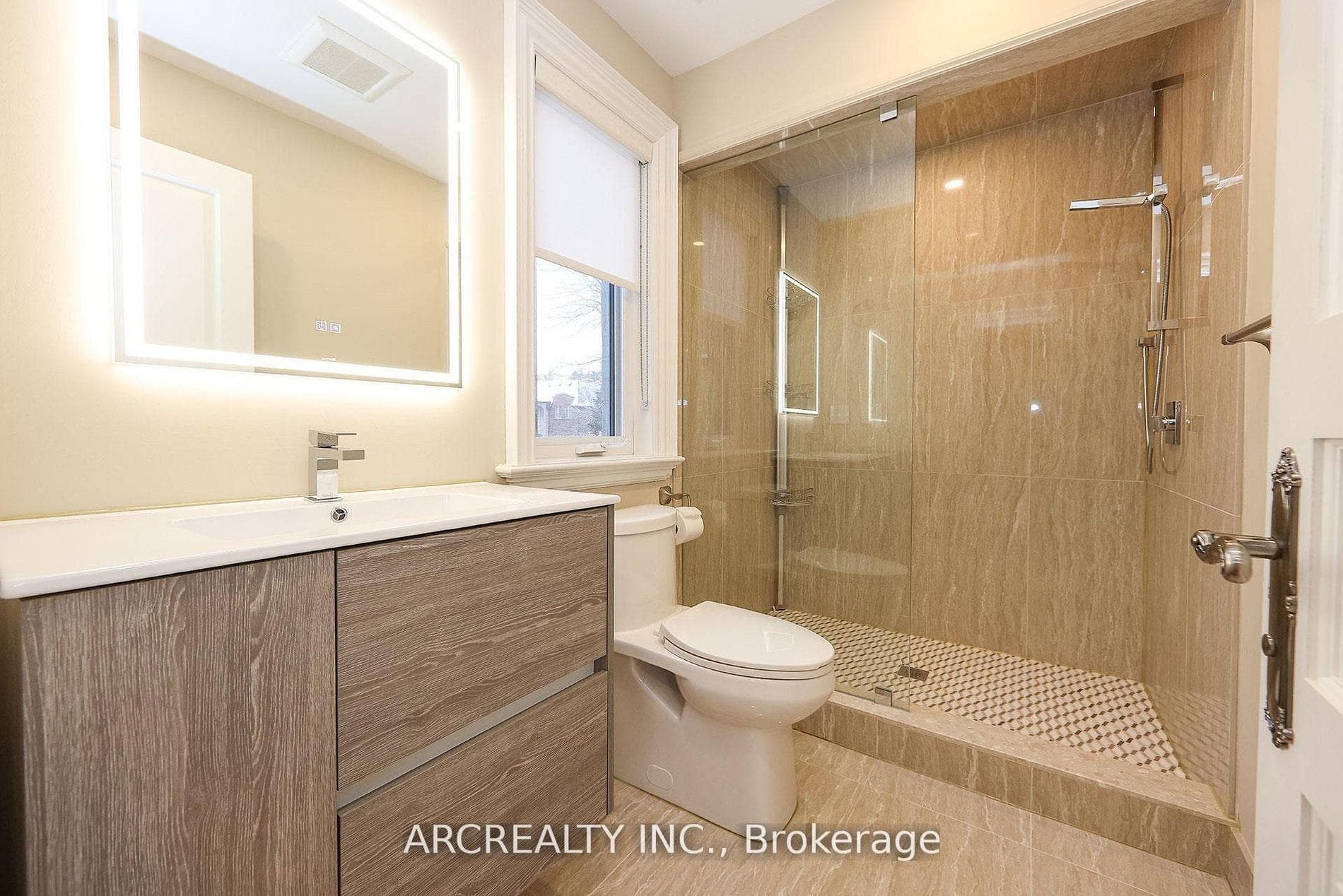 188 Alfred Avenue - Detached photo 40 of 49 in Willowdale / Newtonbrook, Ontario