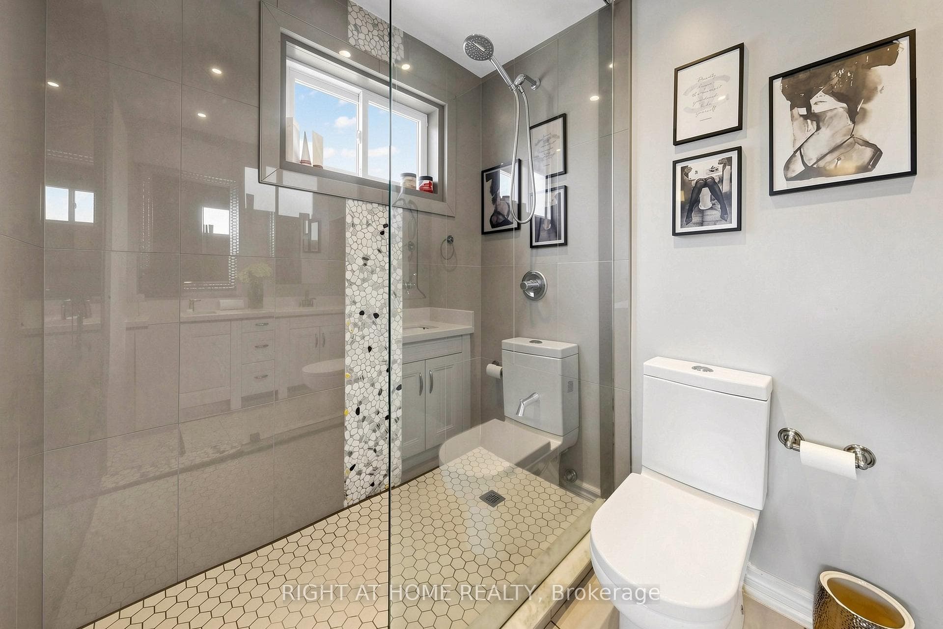 41 Larabee Crescent - Detached photo 26 of 42 in Don Mills / Parkwoods / Victoria Village, Ontario