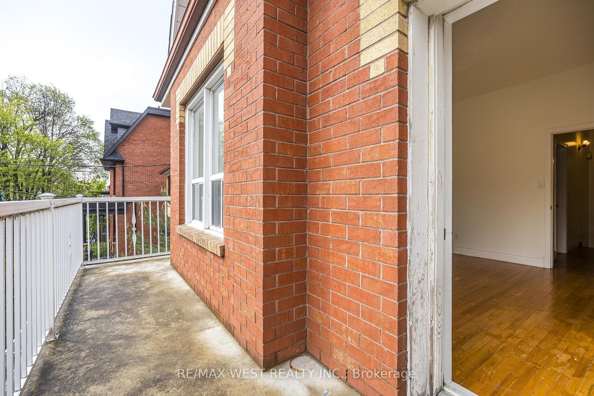404 Manning Avenue - Semi-Detached photo 25 of 41 in Downtown Toronto / Waterfront, Ontario