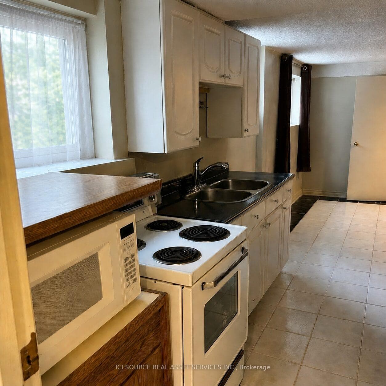 43 Ridgemoor Avenue - Detached photo 28 of 38 in Birch Cliff / Cliffside, Ontario