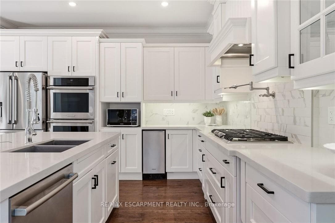 2091 Willhaven Trail - Detached photo 6 of 31 in Oakville, Ontario