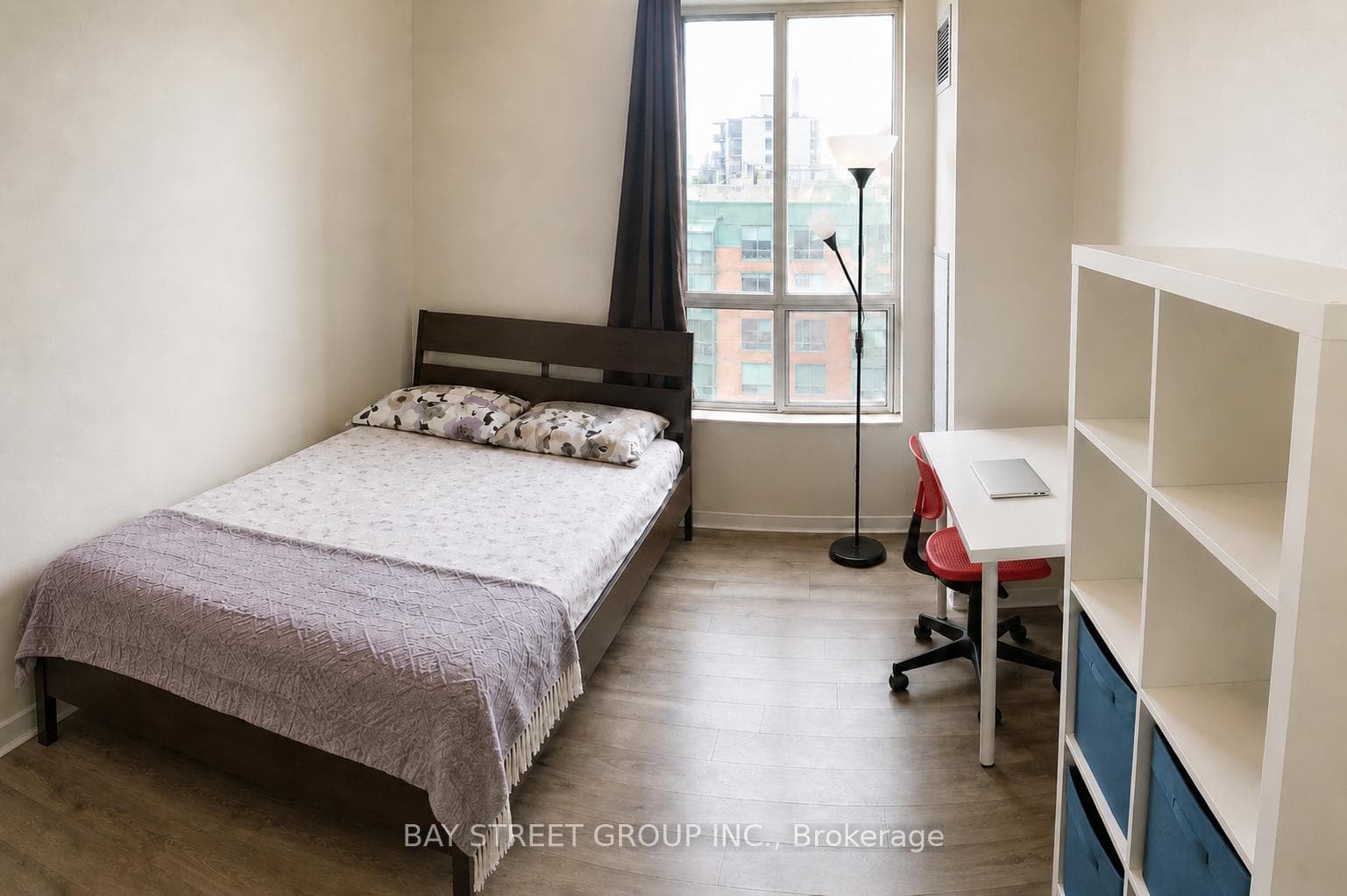 284 Bloor Street Unit 902 - Condo photo 12 of 27 in Annex / Yorkville / Summerhill, Ontario