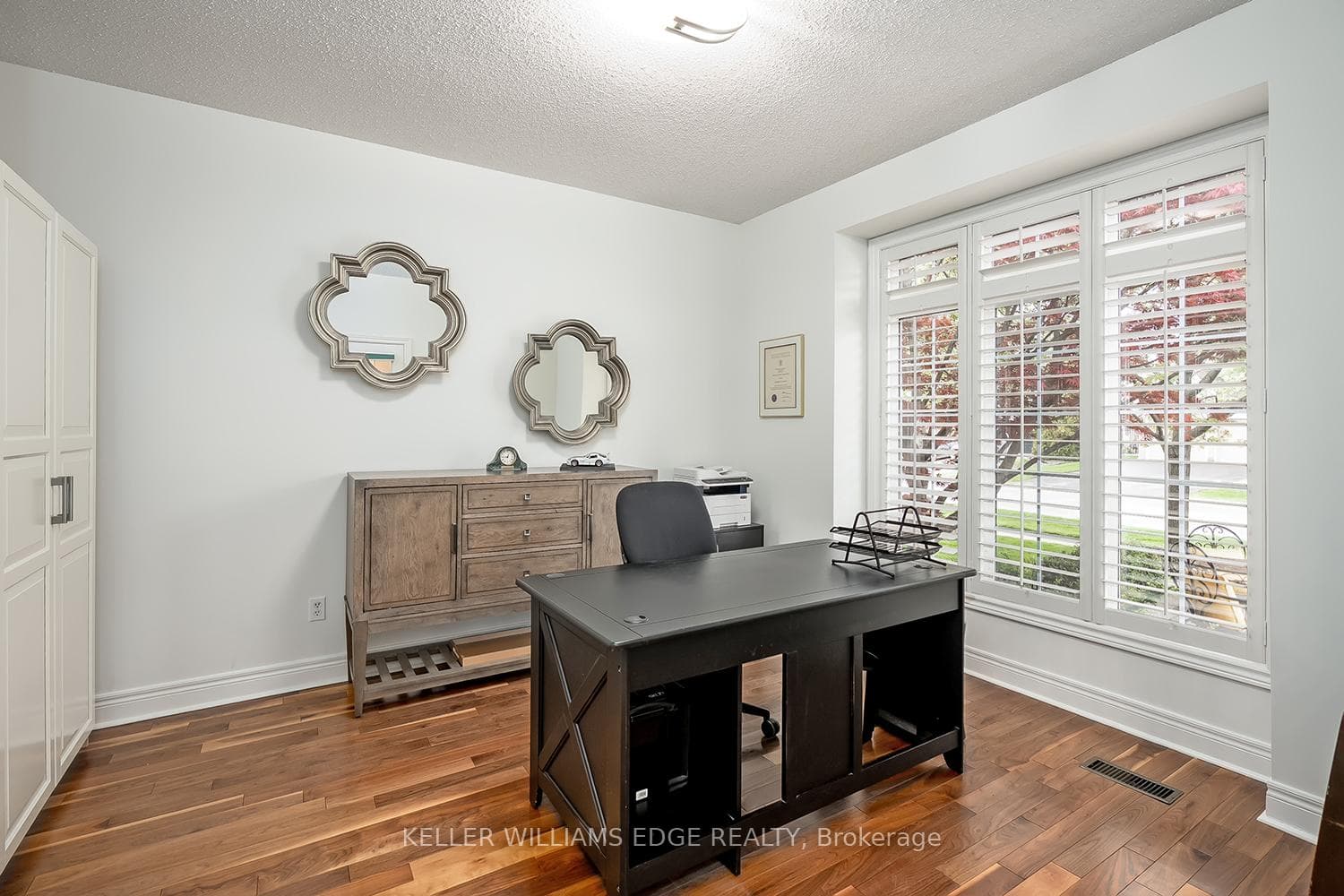 4285 Couples Crescent - Detached photo 5 of 46 in Burlington, Ontario