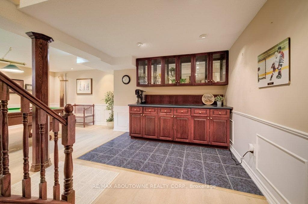 1300 Old Bridle Path - Detached photo 30 of 43 in Oakville, Ontario