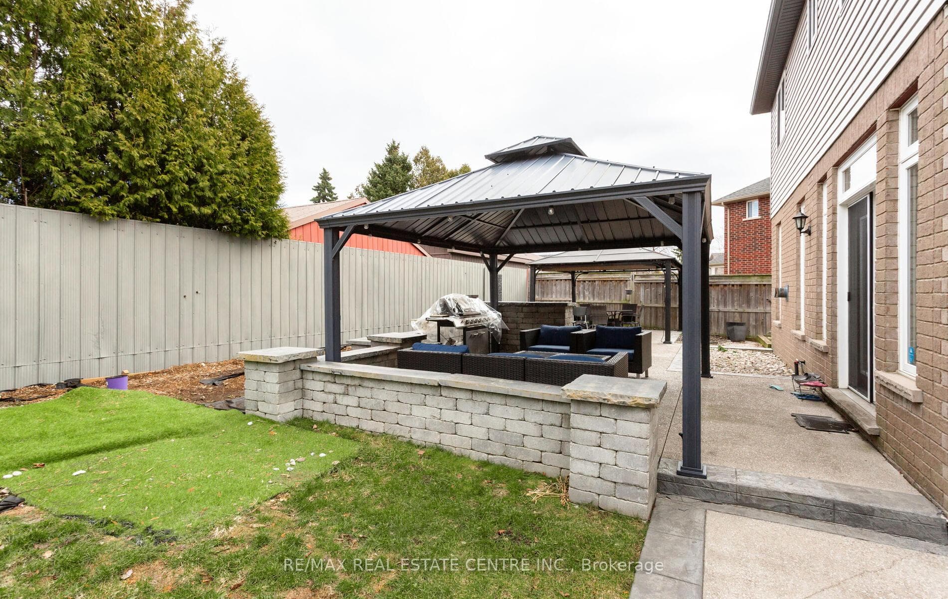 31 Rianna Court - Single Family Home photo 47 of 50 in Hamilton, Ontario
