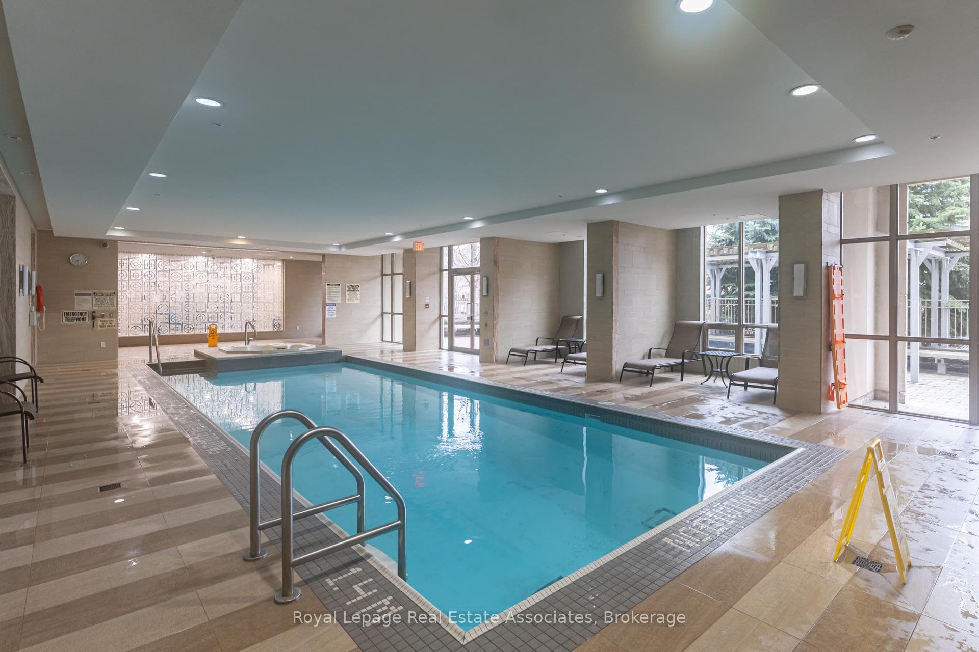 2470 Prince Michael Drive Unit 712 - Condo photo 47 of 49 in Oakville, Ontario