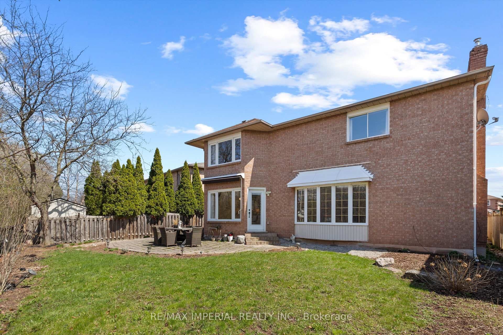 2044 Schoolmaster Circle - Detached photo 45 of 45 in Oakville, Ontario