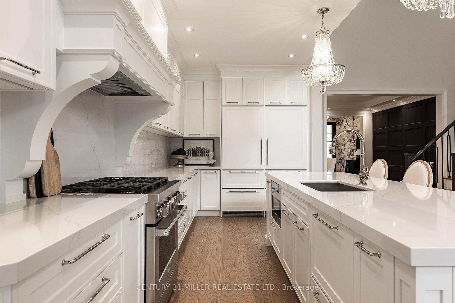 2201 Rochester Circle - Detached photo 10 of 47 in Oakville, Ontario
