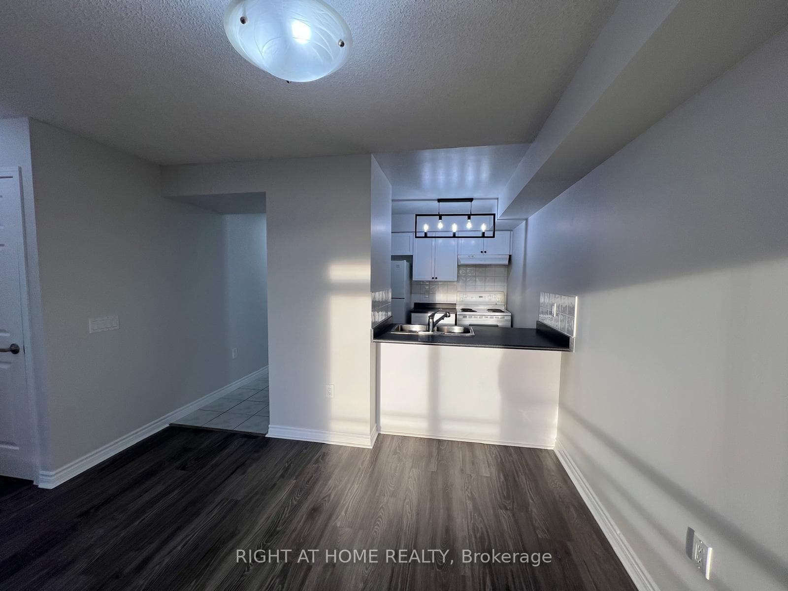 55 Strathaven Drive Unit 1808 - Condo photo 10 of 34 in Mississauga, Ontario