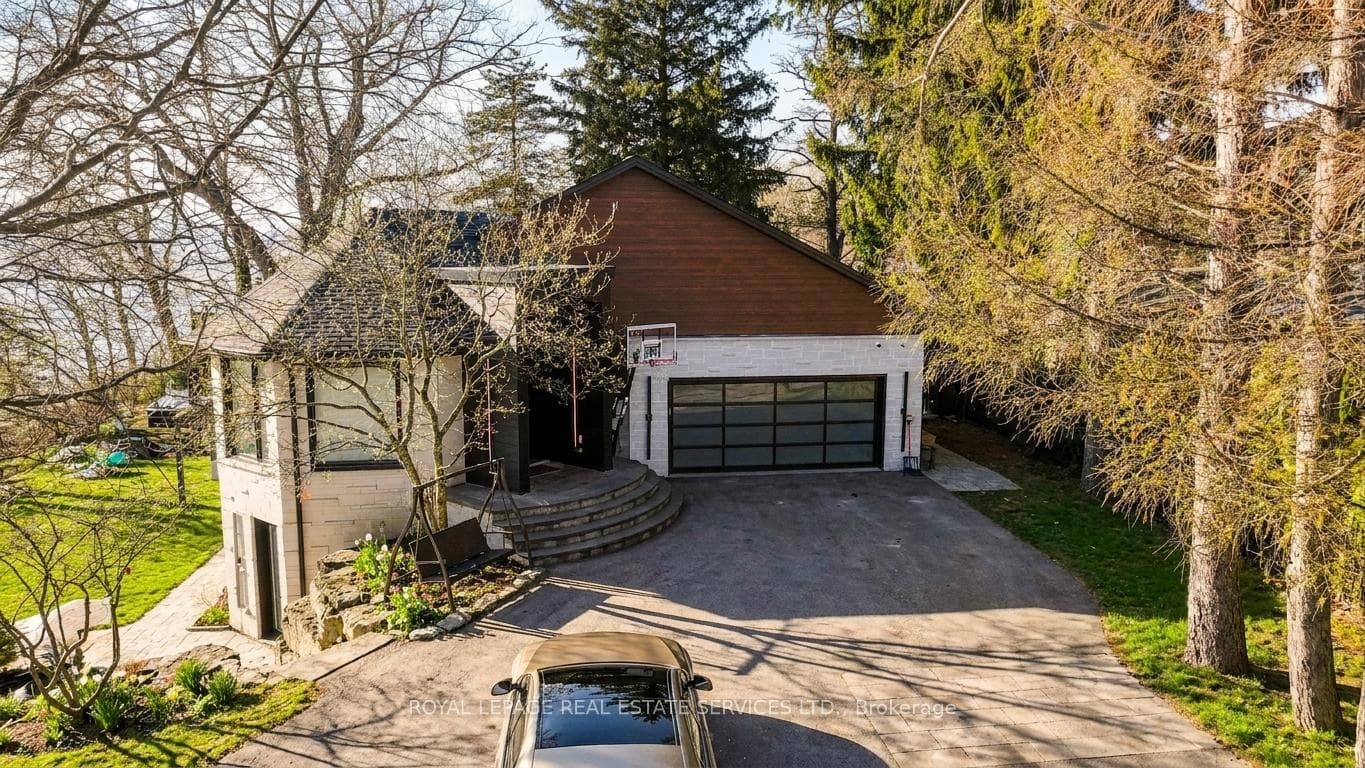 100 Appleby Place - Detached photo 1 of 46 in Burlington, Ontario