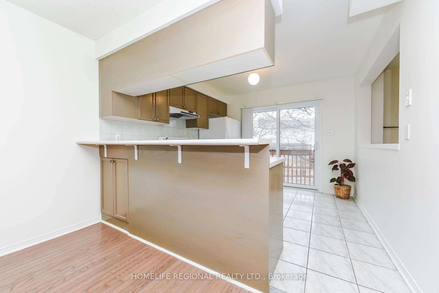 7105 Branigan Gate Unit 72 - Condo photo 6 of 34 in Mississauga, Ontario