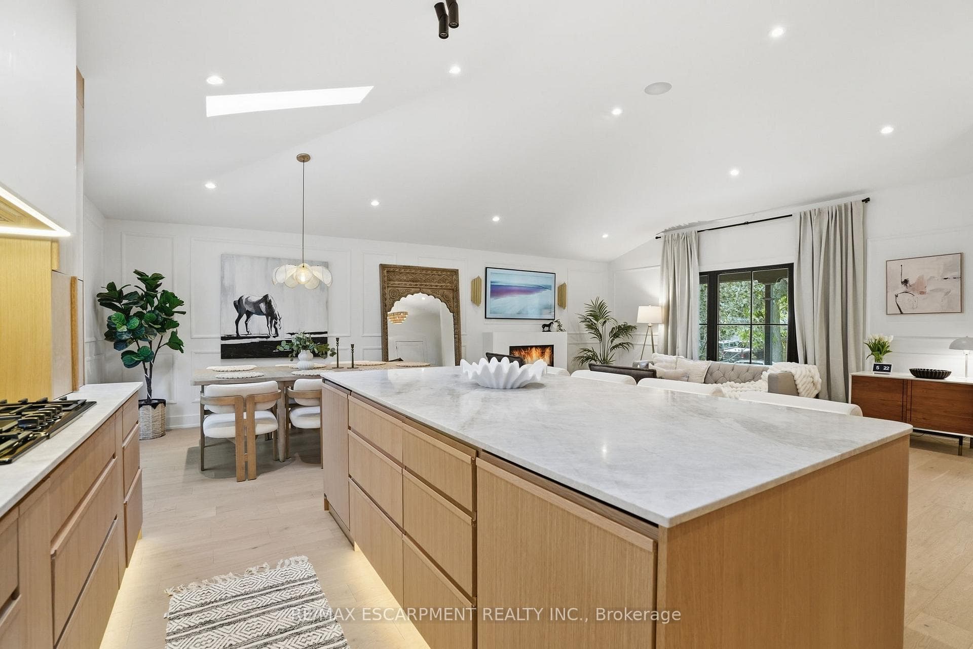 345 Rankin Drive - Detached photo 13 of 50 in Burlington, Ontario