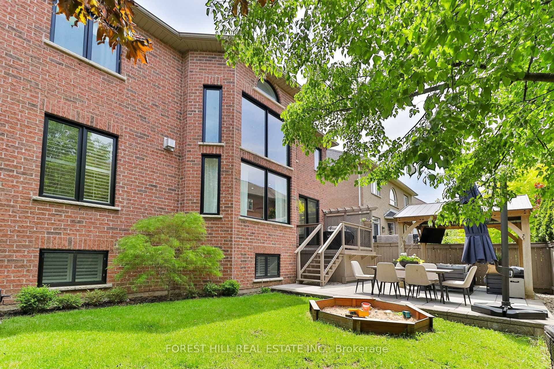 327 Turning Leaf Road - Detached photo 43 of 43 in Oakville, Ontario
