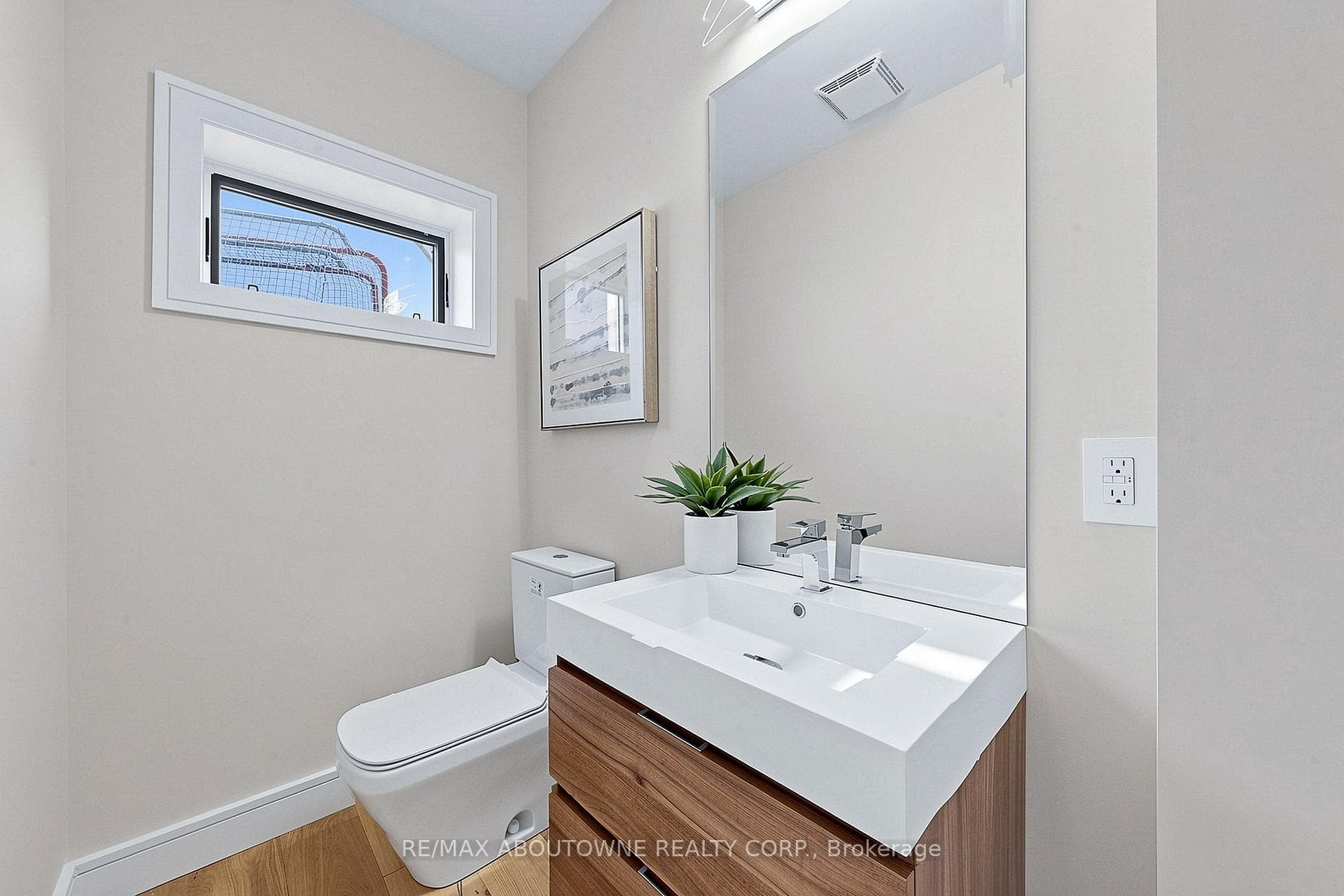 1364 Acton Crescent - Detached photo 45 of 50 in Oakville, Ontario