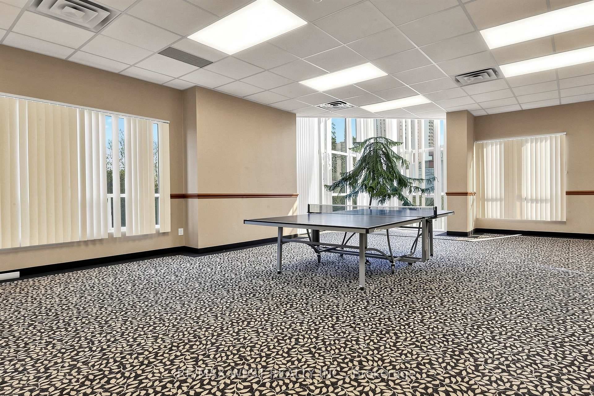 5 Concorde Place Unit 1302 - Condo photo 43 of 47 in Don Mills / Parkwoods / Victoria Village, Ontario