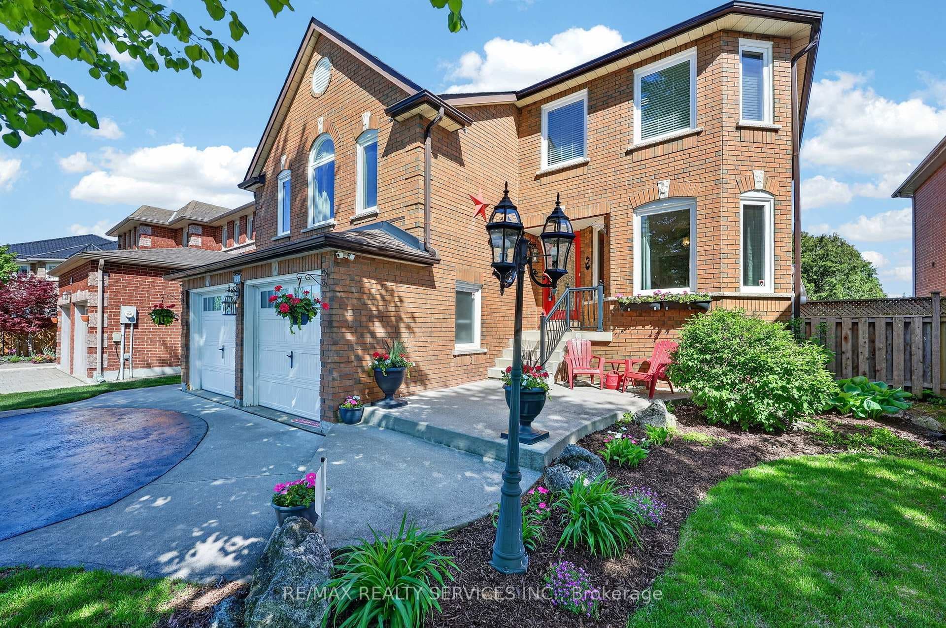 150 Royal Valley Drive - Detached photo 3 of 50 in Caledon, Ontario