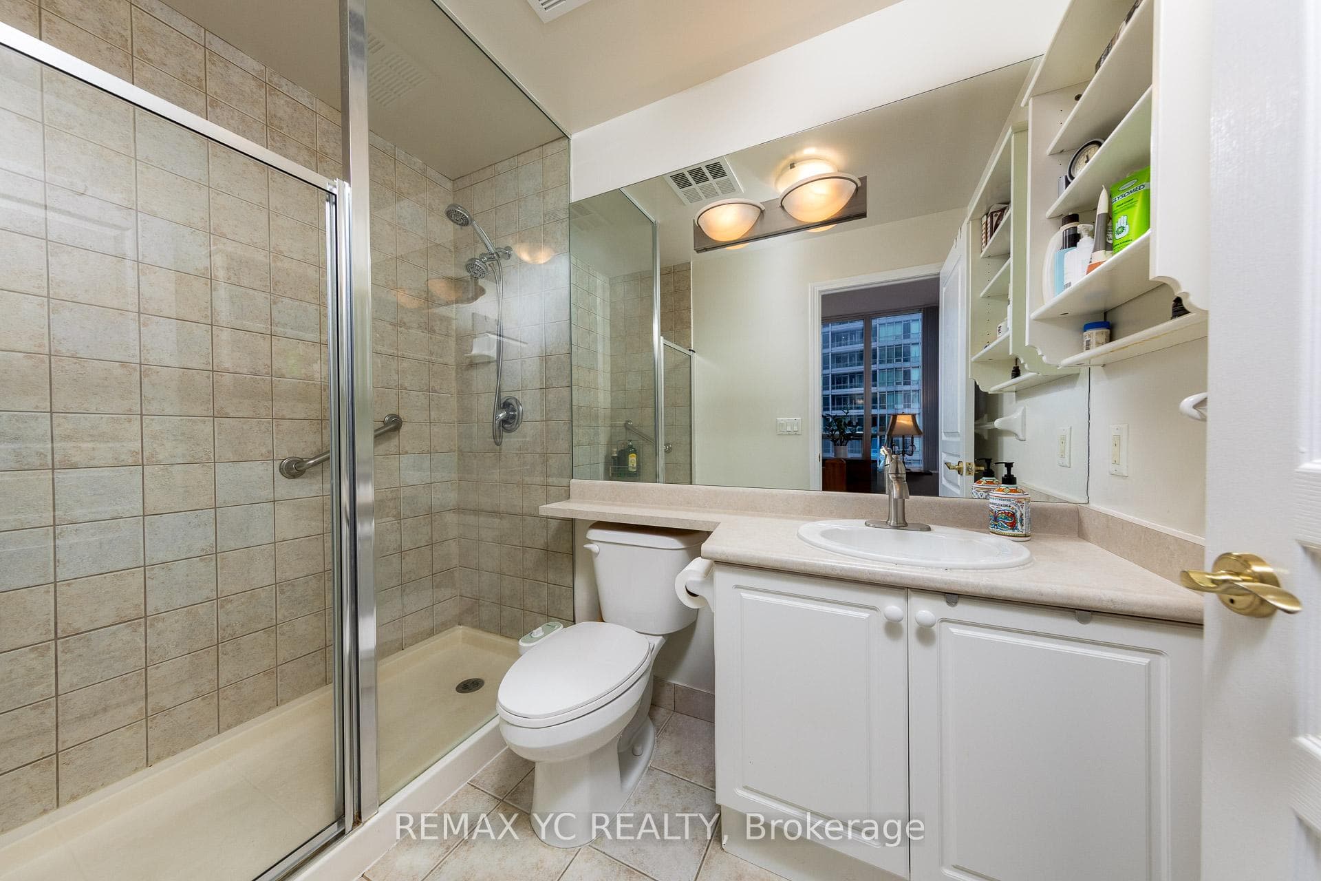 28 Byng Avenue Unit 802 - Condo photo 14 of 21 in Willowdale / Newtonbrook, Ontario