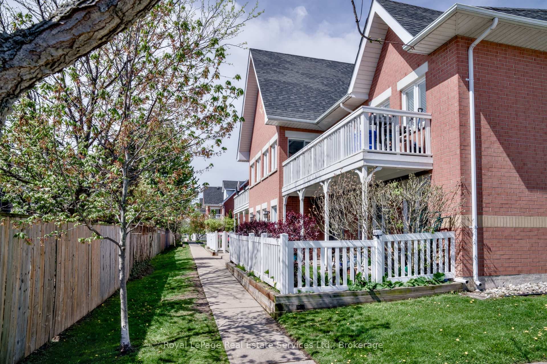 1701 Lampman Avenue Unit 507 - Condo photo 1 of 23 in Burlington, Ontario